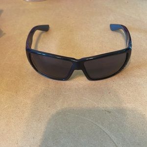 Costa Tuna Alley sunglasses w/case